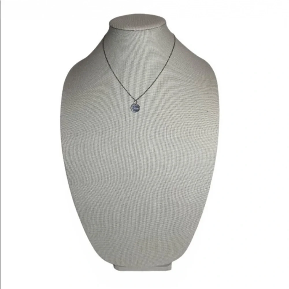 Handmade stamped‎ boho moon dainty silver pendant
18 in chain stainless necklace - Picture 2 of 5
